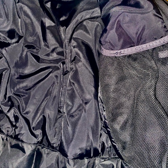 Spyder Black Ski Jacket with White Accents size 6 Women - Picture 11 of 11